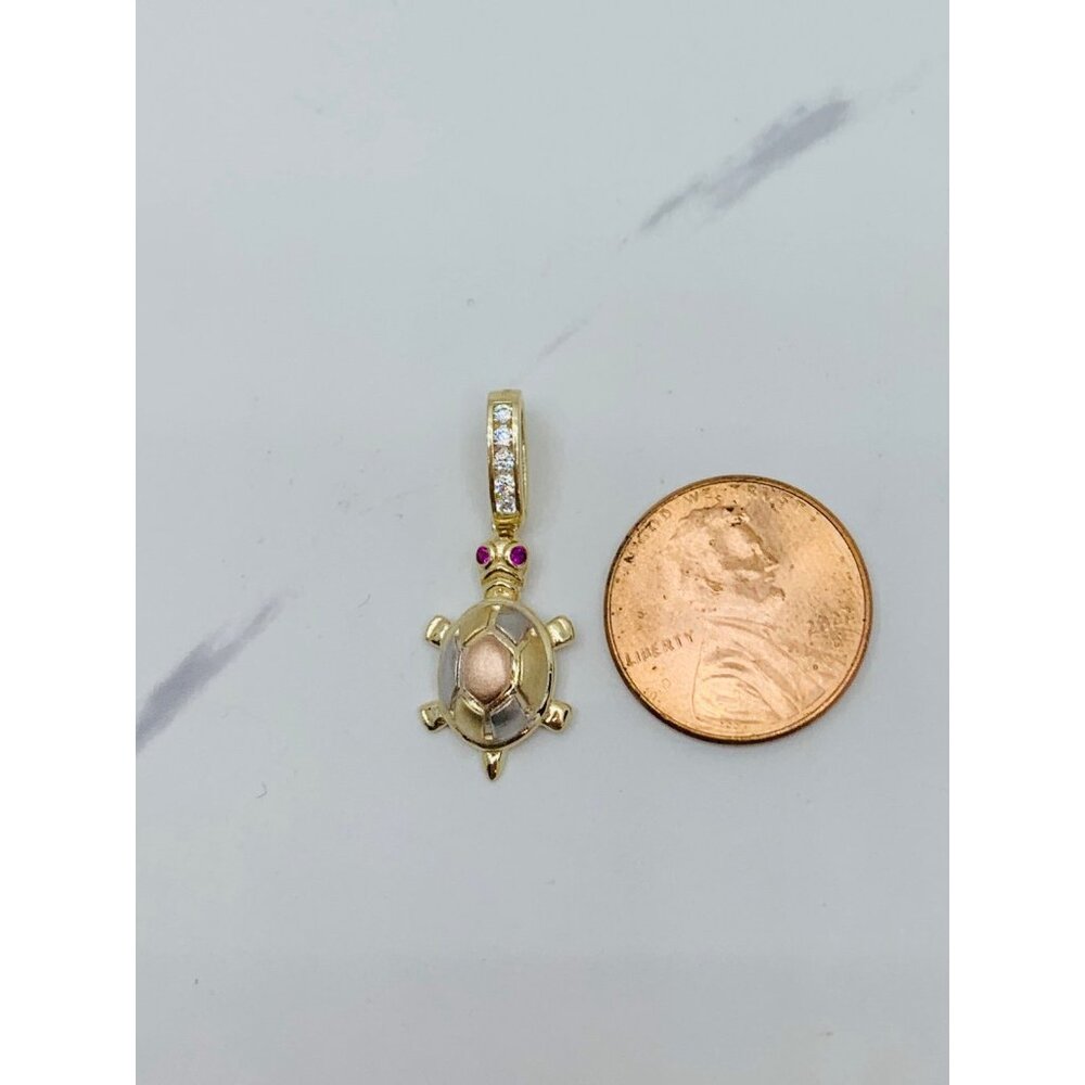 10k Solid Gold Pendant Turtle Multitone - Tortuga - image 2